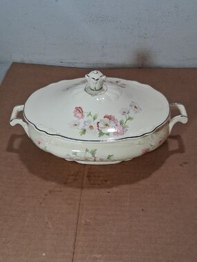LID (only) Fits Vintage HOMER LAUGJLIN Floral Covered Serving Dish - Cream